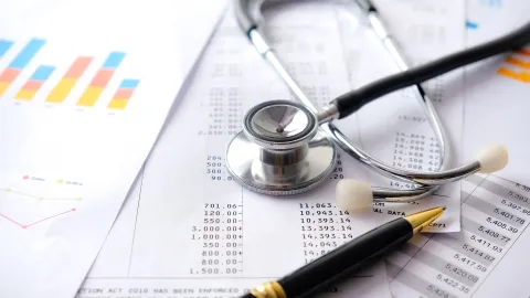 Financial health metrics scorecard